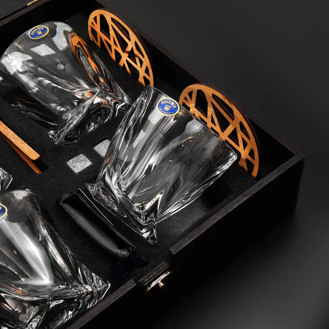 WhiskyStones™ Box of 4 "Bohemia Quadro" glasses