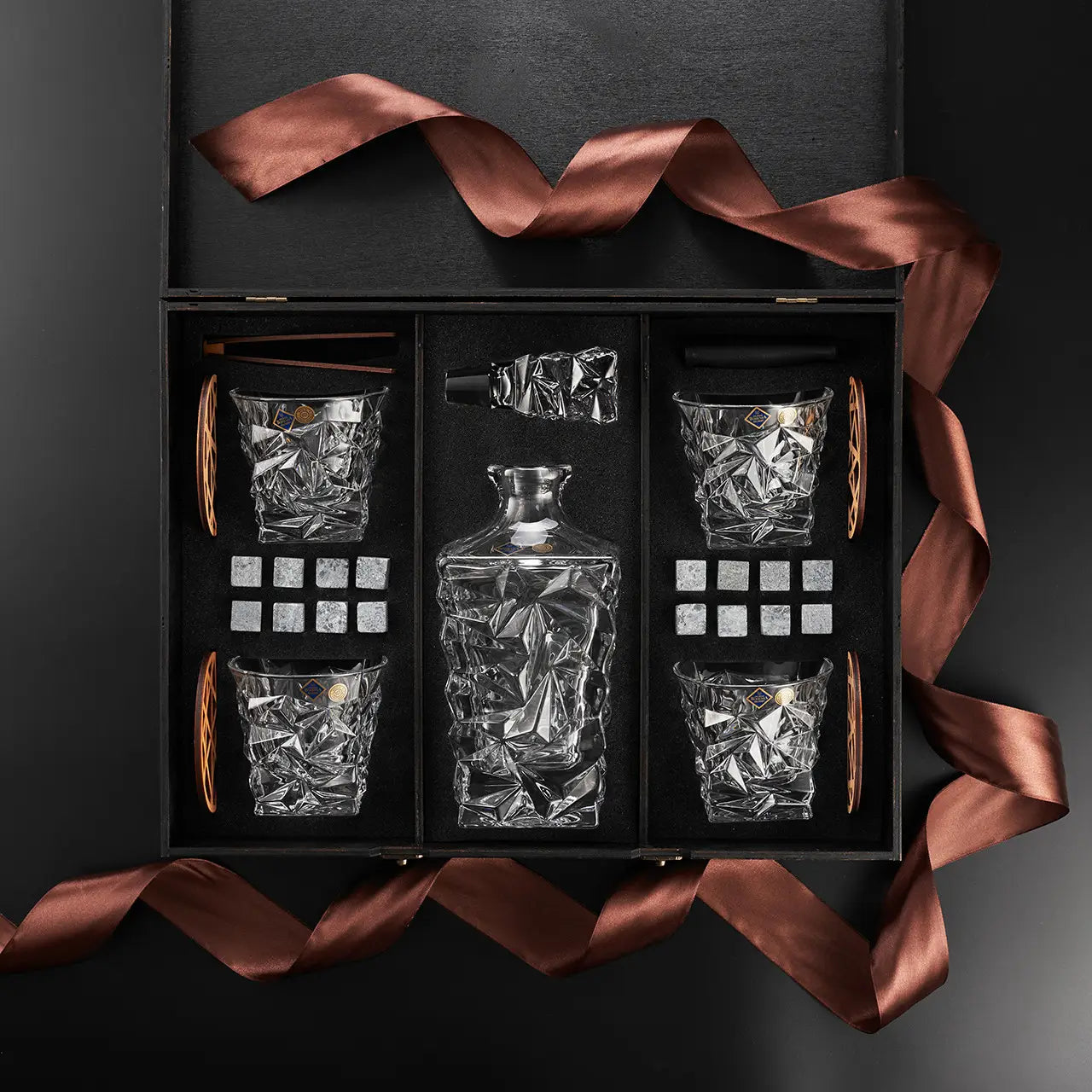 WhiskyStones™ Box with 4 crystal glasses and decanter "Bohemia Glacier"