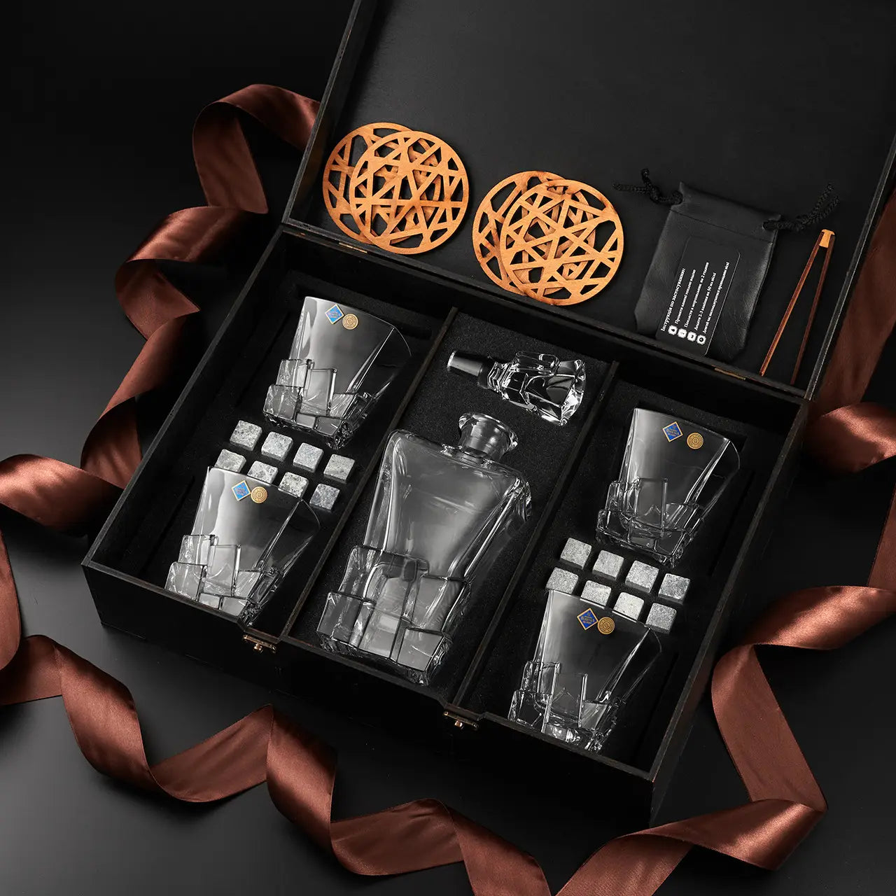 WhiskyStones™ Box with 4 crystal glasses and decanter "Bohemia Crack"