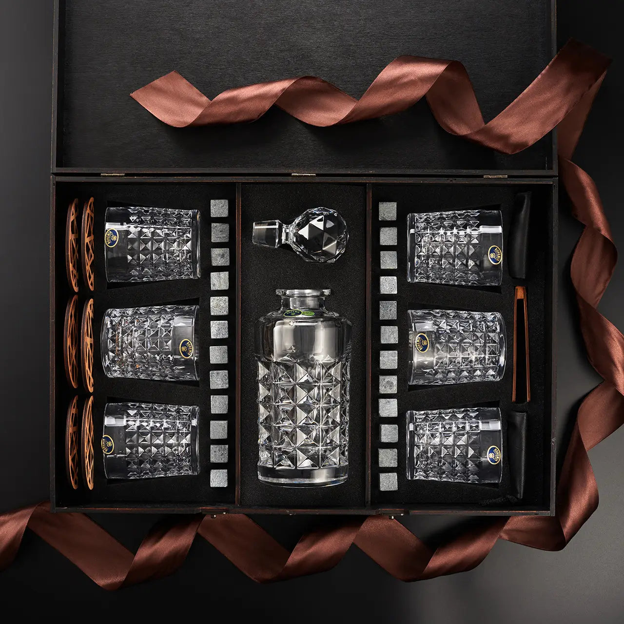 WhiskyStones™ Box with 6 glasses and decanter "Bohemia Diamond"