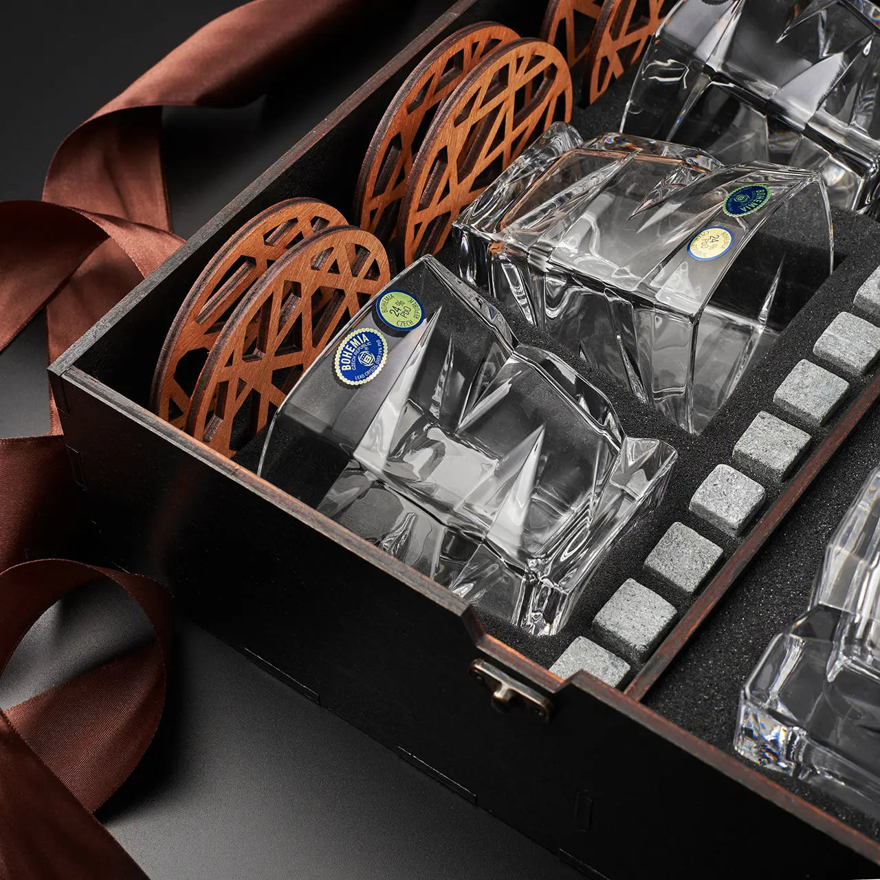 WhiskyStones™ Box with 6 crystal glasses and decanter "Bohemia Zig-Zag"