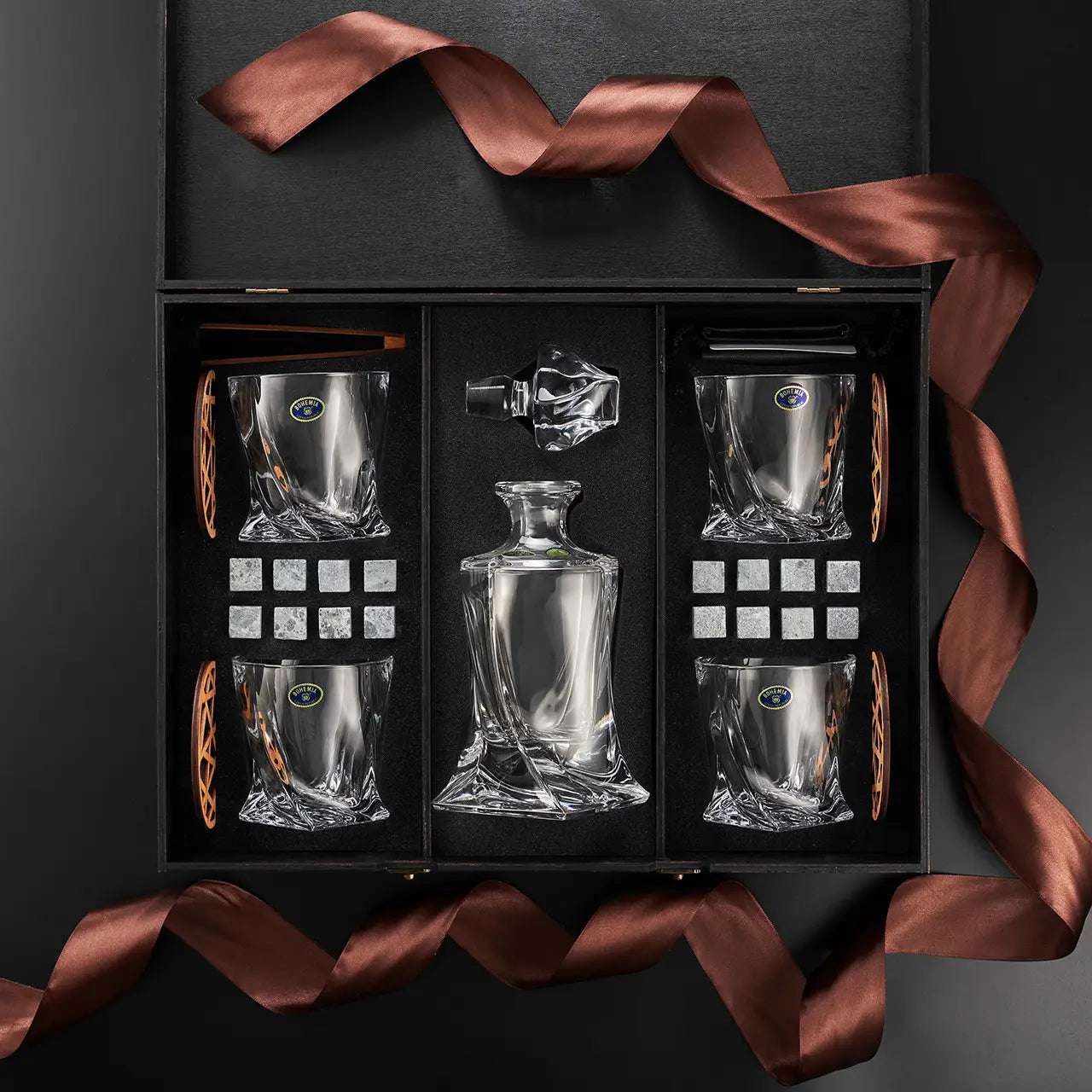 WhiskyStones™ Box with 4 glasses and decanter "Bohemia Quadro"