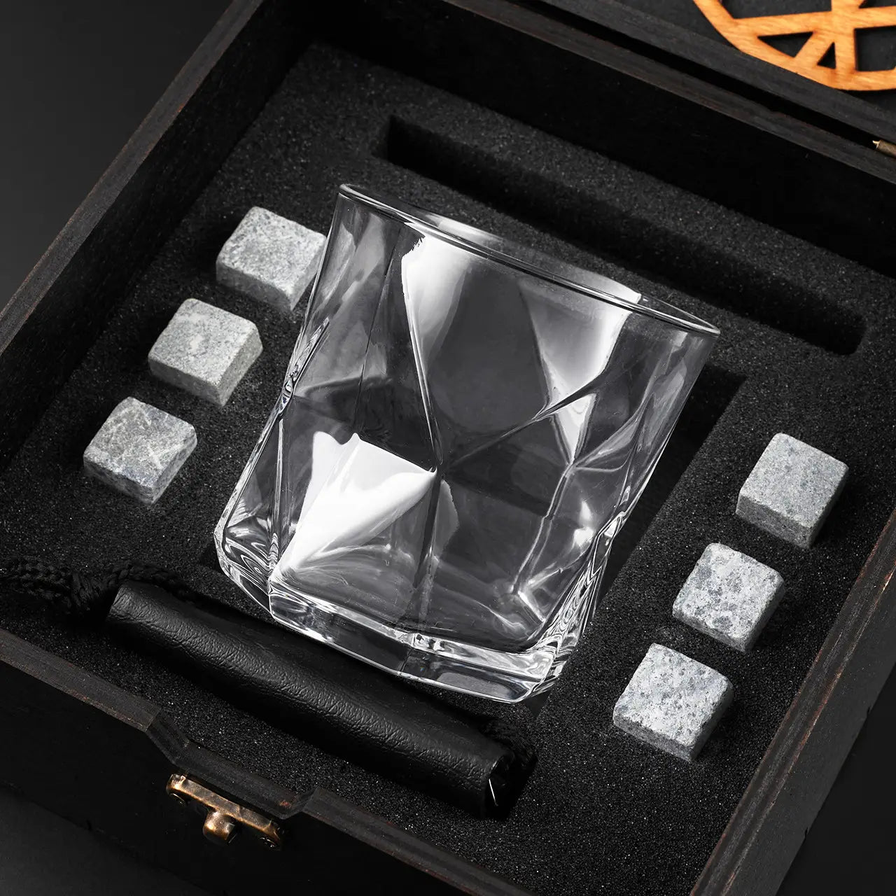 WhiskyStones™ Box of 1 "Bormioli rocco Cassiopea" glass
